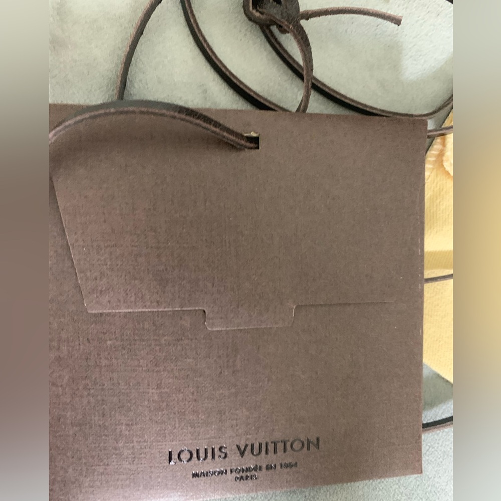 Louis Vuitton gift set - Picture 4 of 4